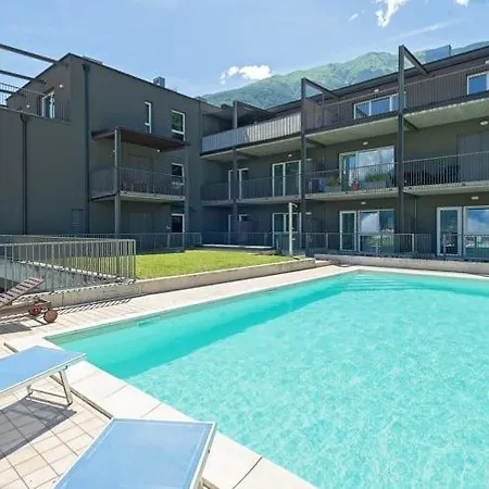 The Sunshine - With Pool Appartamento Musso